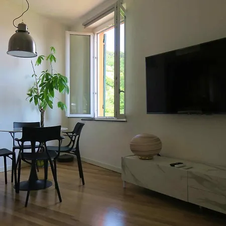 Casa Di May, Home, Acquasanta - B شقة لا سبيتسْيا